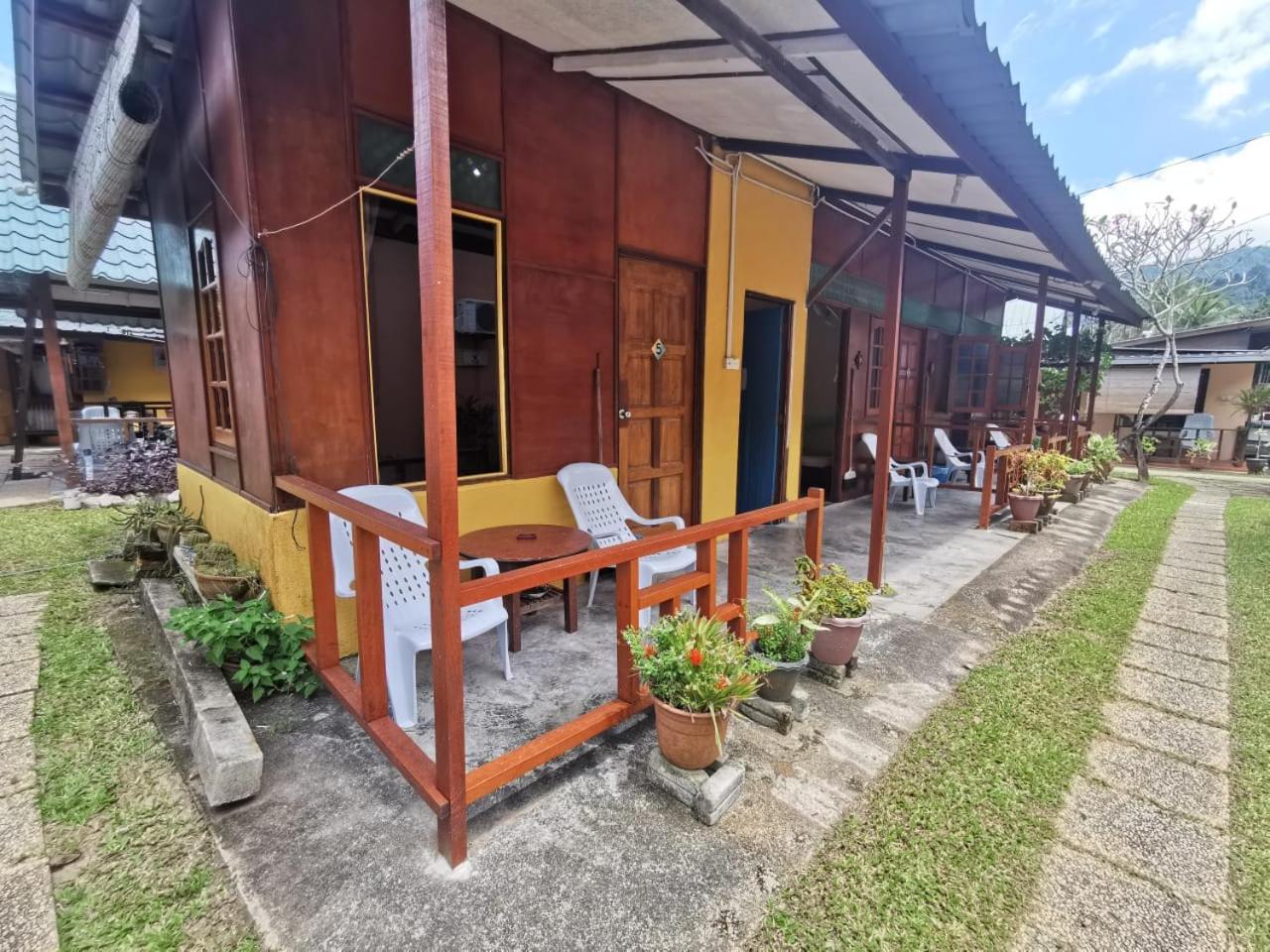 Cheers Garden Chalet Kampong Ayer Batang Екстериор снимка