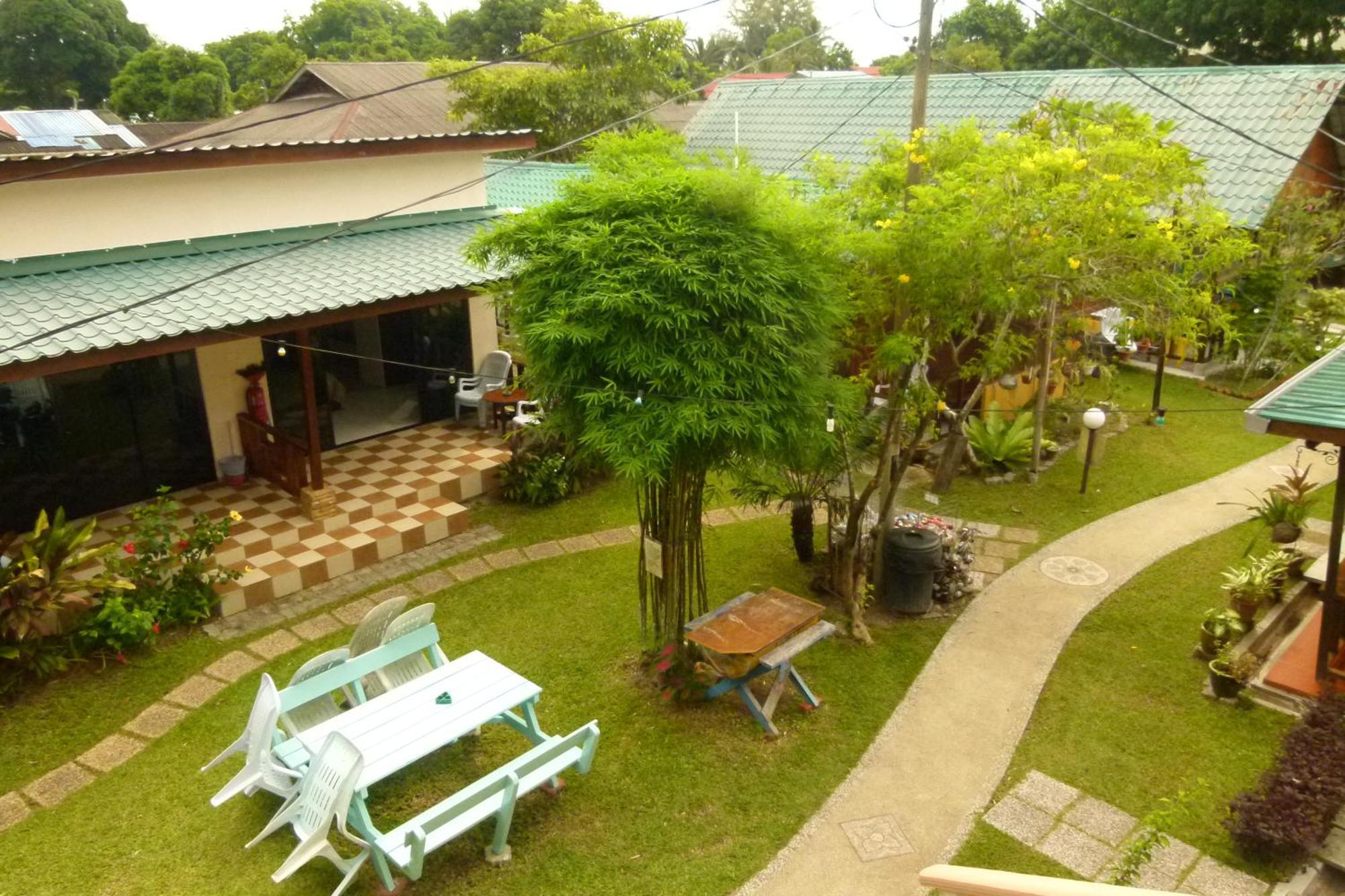 Cheers Garden Chalet Kampong Ayer Batang Екстериор снимка