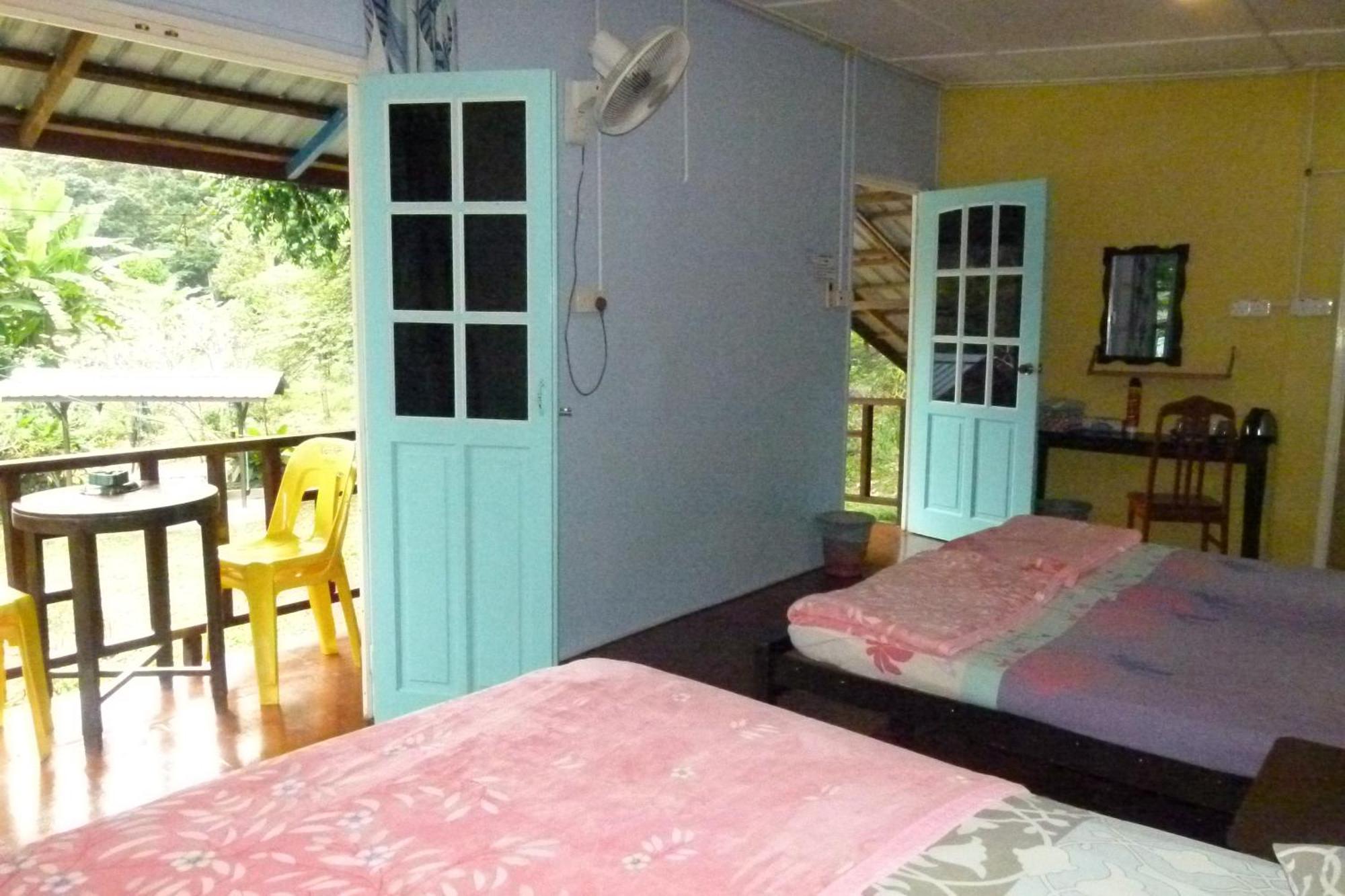 Cheers Garden Chalet Kampong Ayer Batang Екстериор снимка