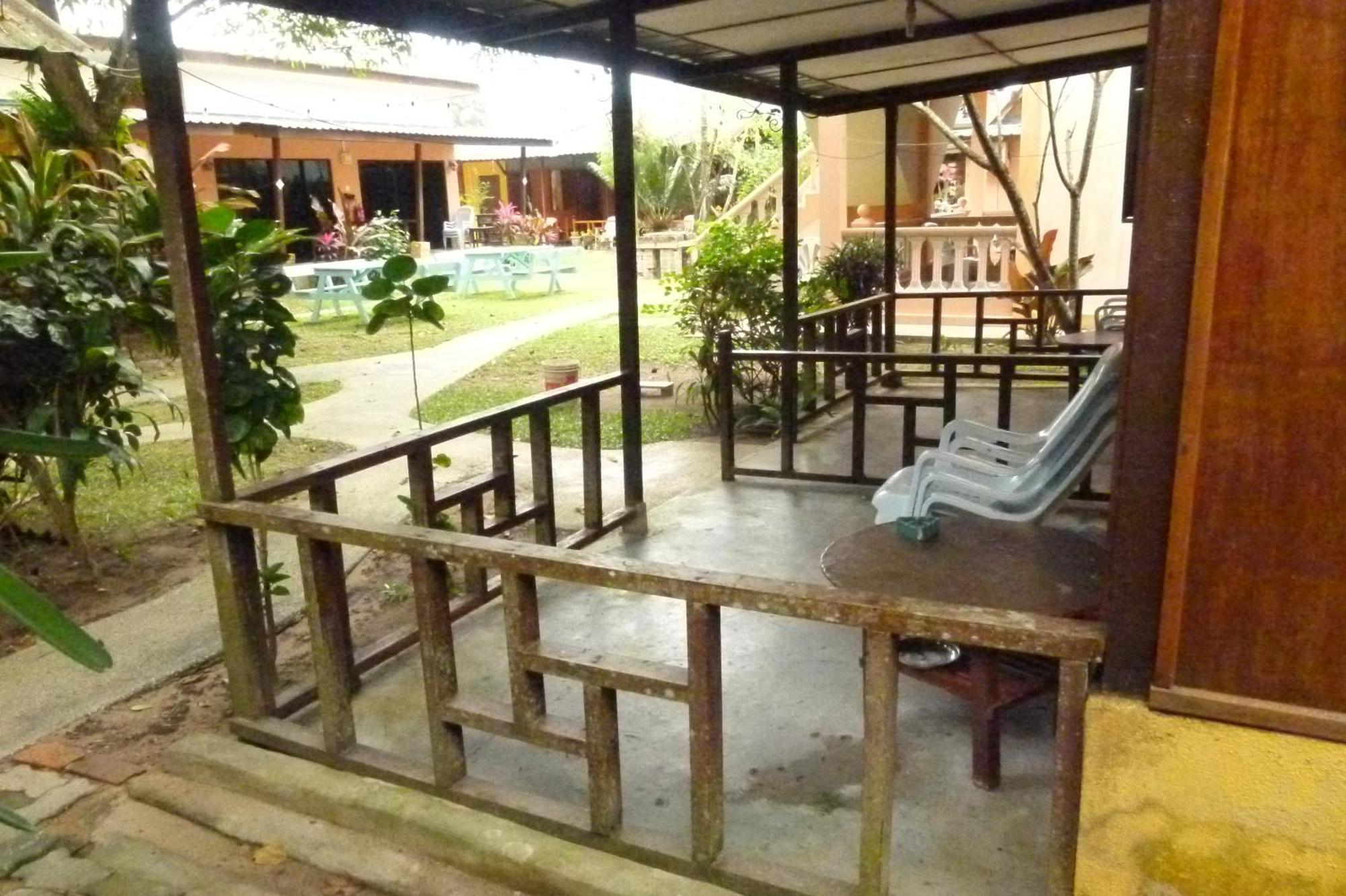 Cheers Garden Chalet Kampong Ayer Batang Екстериор снимка
