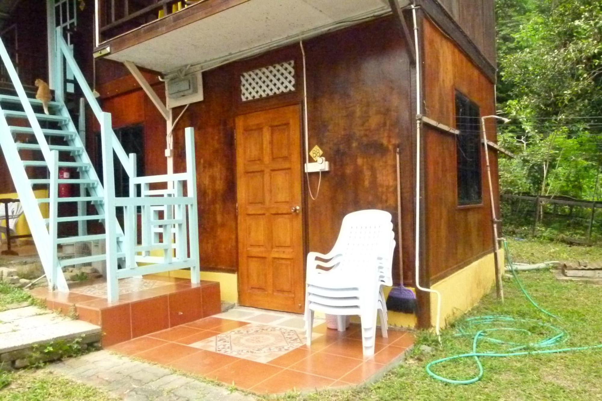 Cheers Garden Chalet Kampong Ayer Batang Екстериор снимка