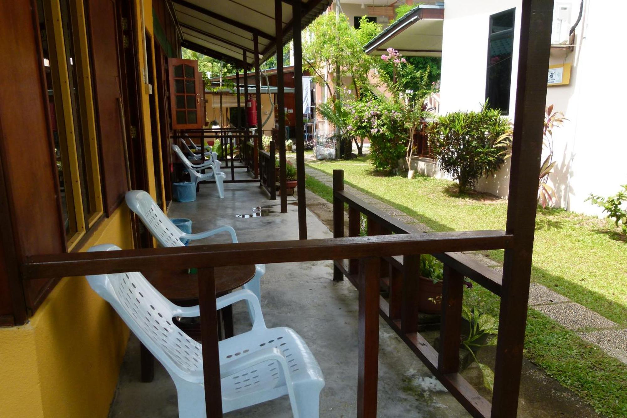 Cheers Garden Chalet Kampong Ayer Batang Екстериор снимка